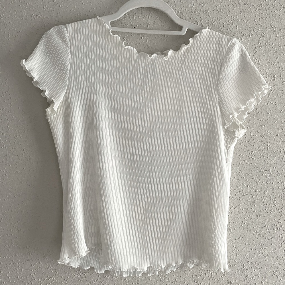 Lettuce edge boat neck dressy tee